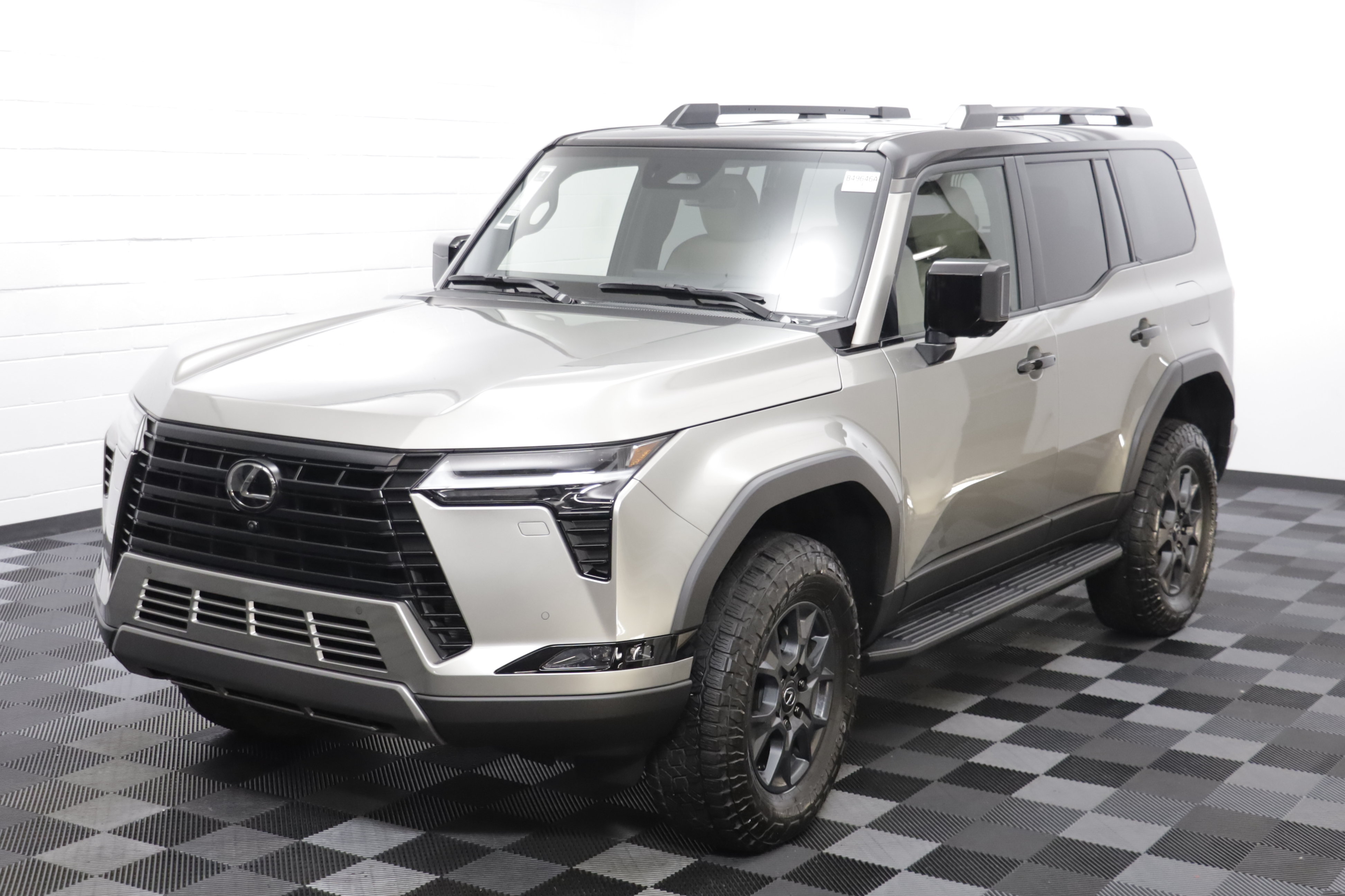 Used 2026 Lexus GX 550 AWD/4WD image 2