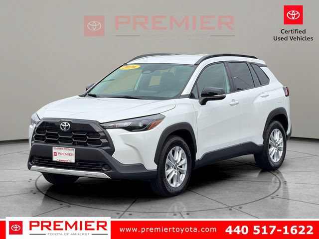 Certified 2026 Toyota Corolla Cross LE FWD image 1