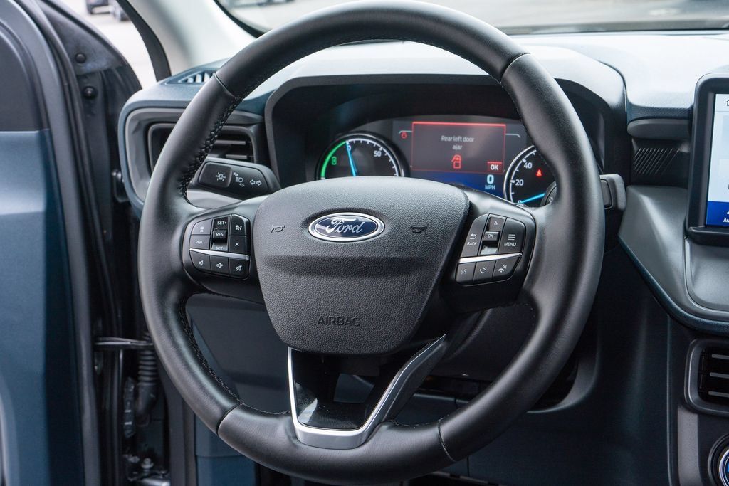 Used 2024 Ford Maverick Lariat w/ Black Appearance Package FWD image 26