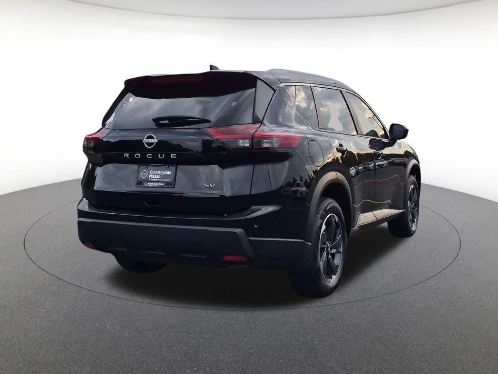 Used 2024 Nissan Rogue SV w/ SV Premium Package FWD image 5