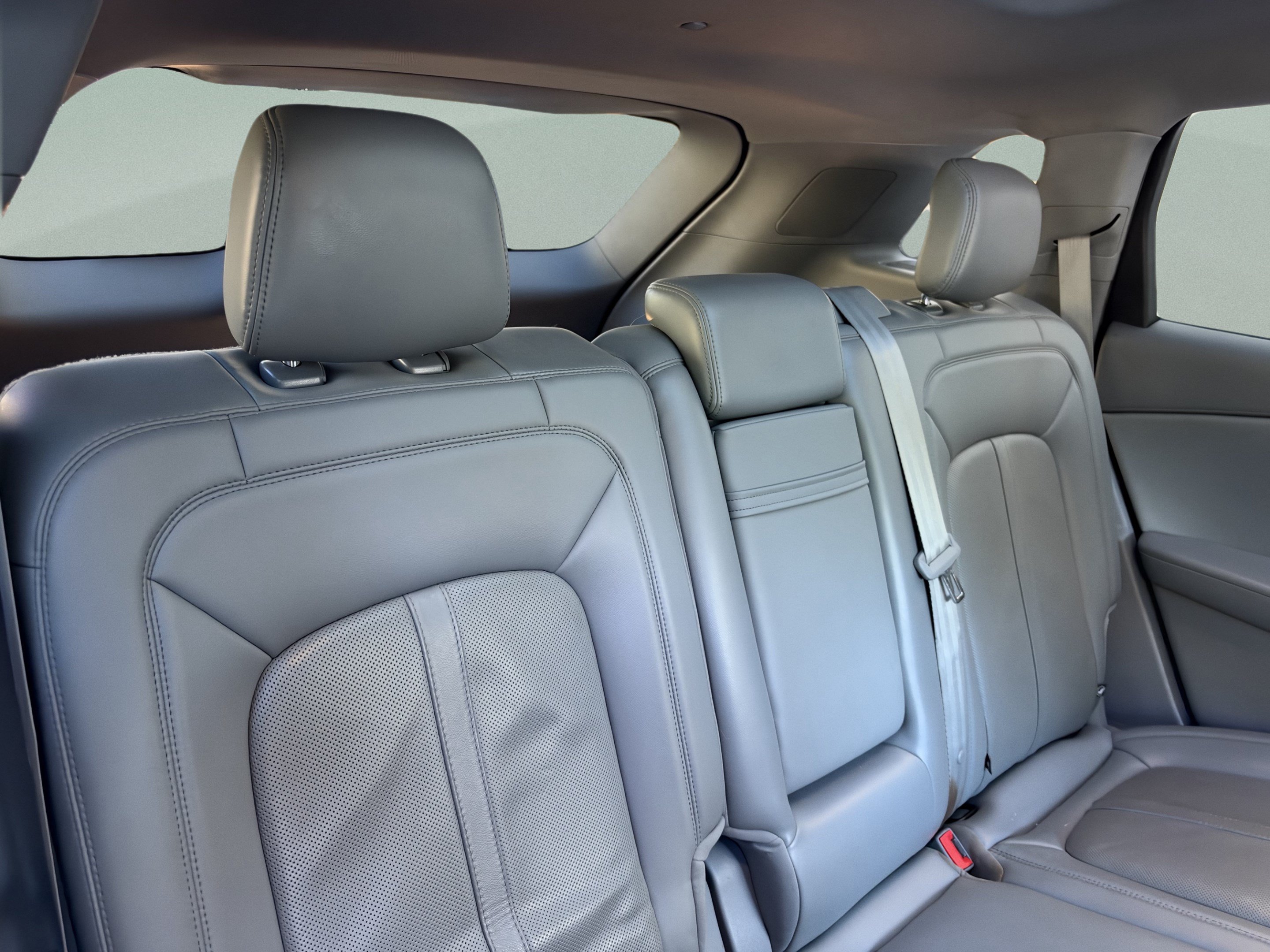 Used 2021 Lincoln Nautilus Reserve w/ Equipment Group 202A AWD/4WD image 24