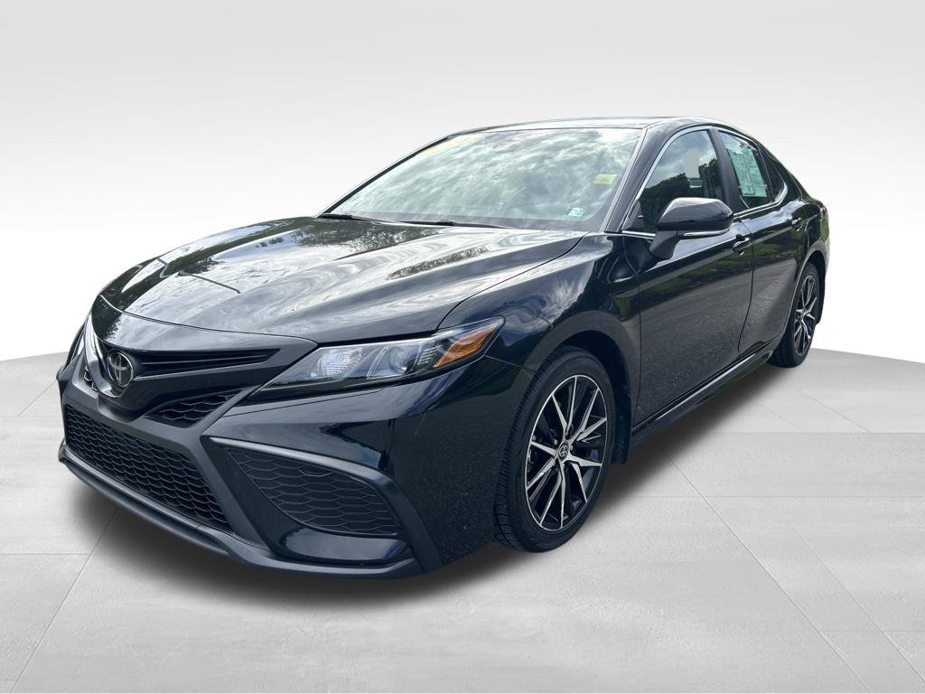 Used 2024 Toyota Camry SE