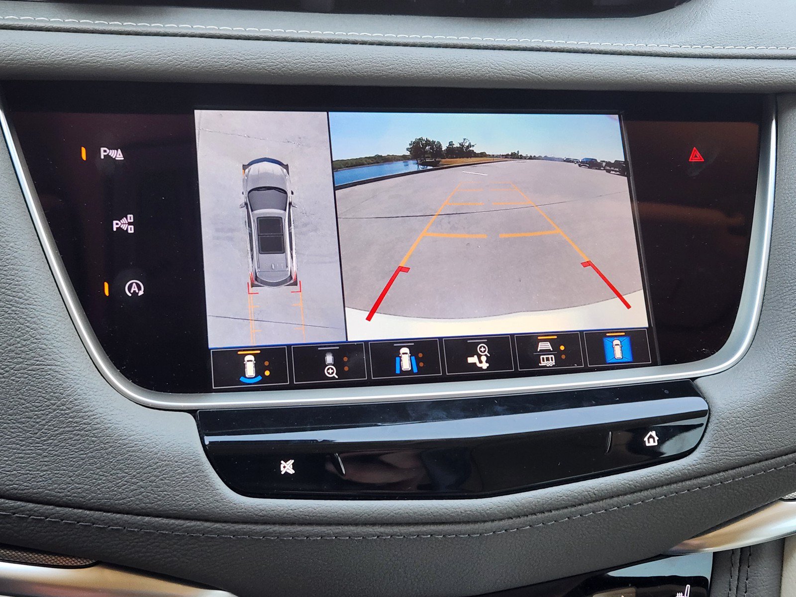 Certified 2026 Cadillac XT5 Premium Luxury w/ Driver Assist Package FWD image 8