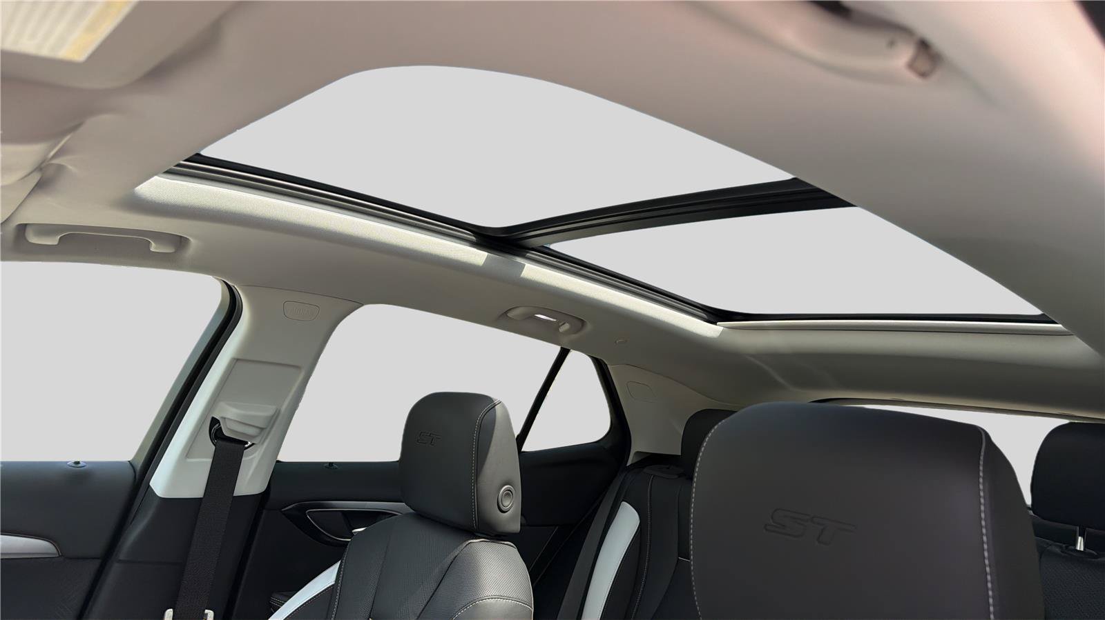 New 2026 Buick Envision Sport Touring AWD/4WD image 10
