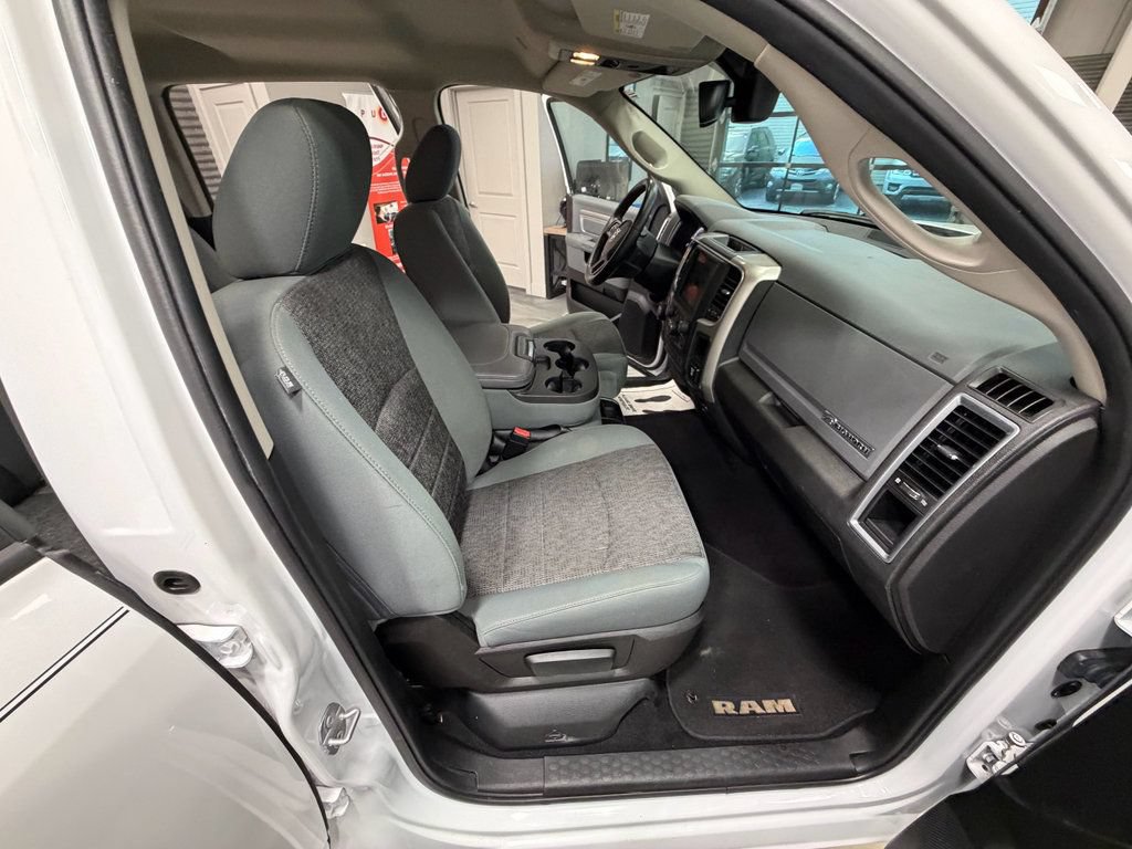 Used 2019 RAM 1500 Big Horn AWD/4WD image 42