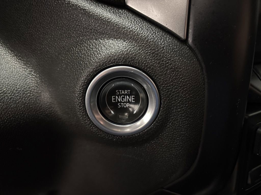 Used 2020 Chevrolet Silverado 1500 LTZ image 20