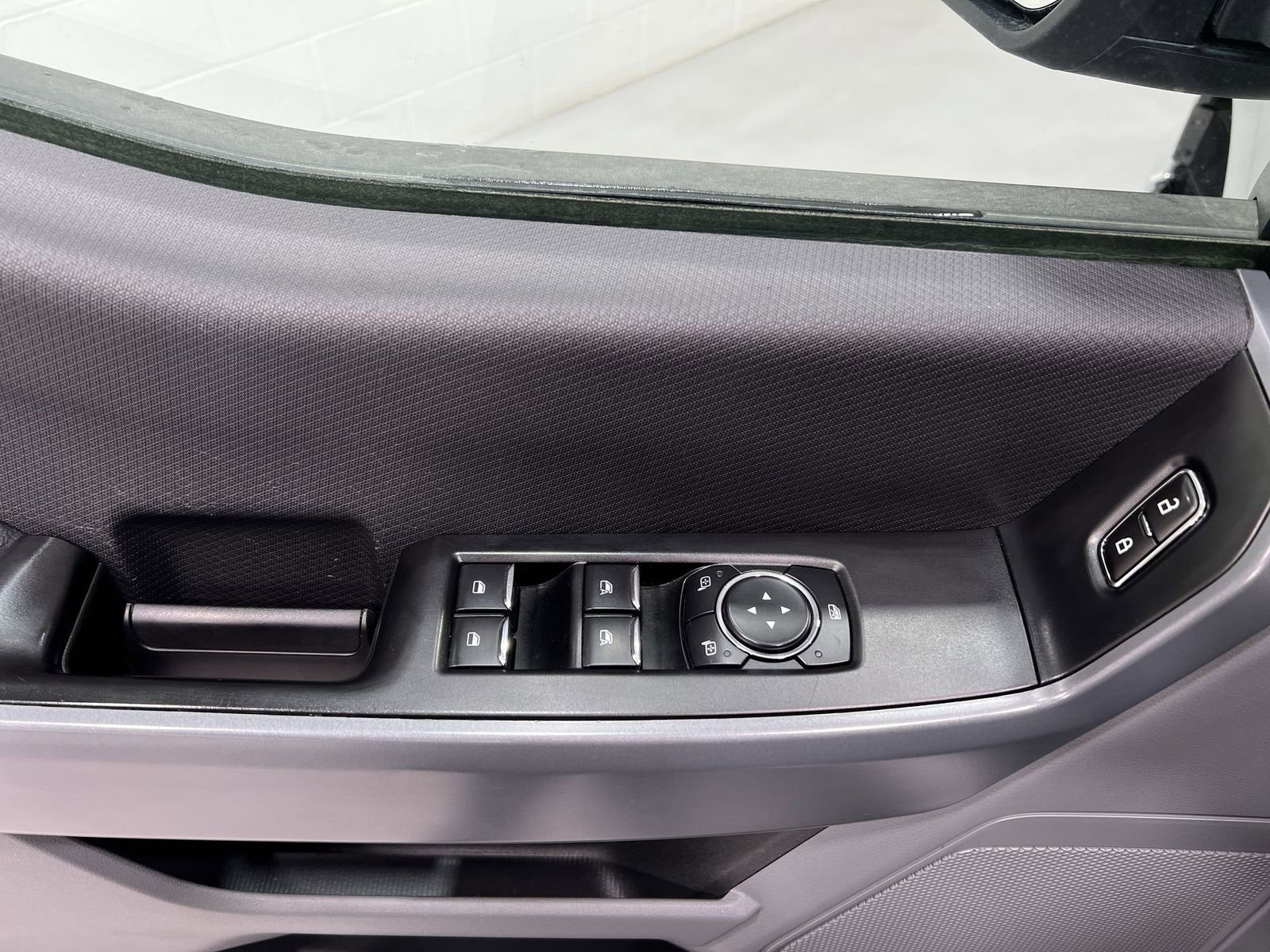 Used 2023 Ford F150 XLT image 13