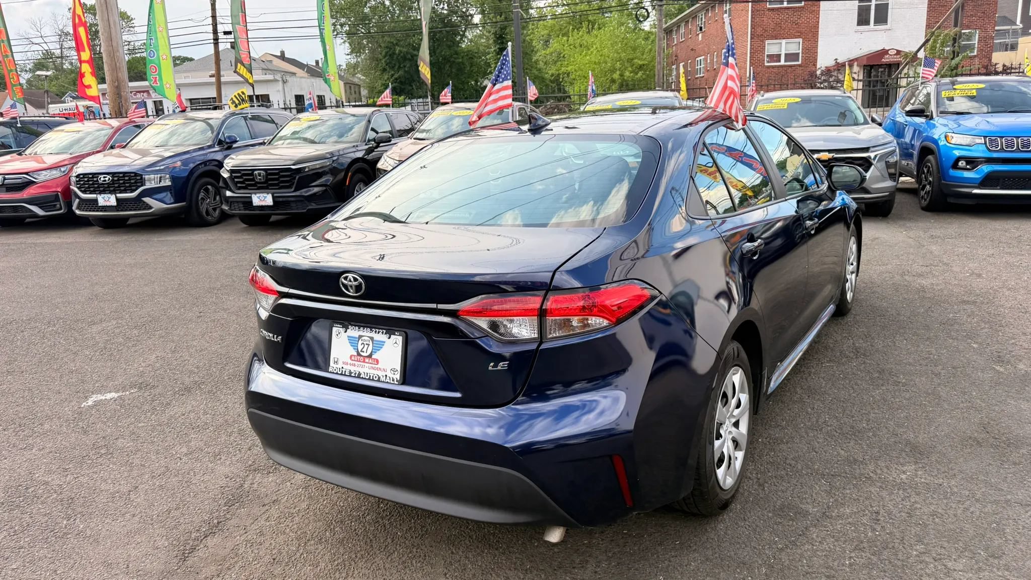 Used 2023 Toyota Corolla LE FWD image 7