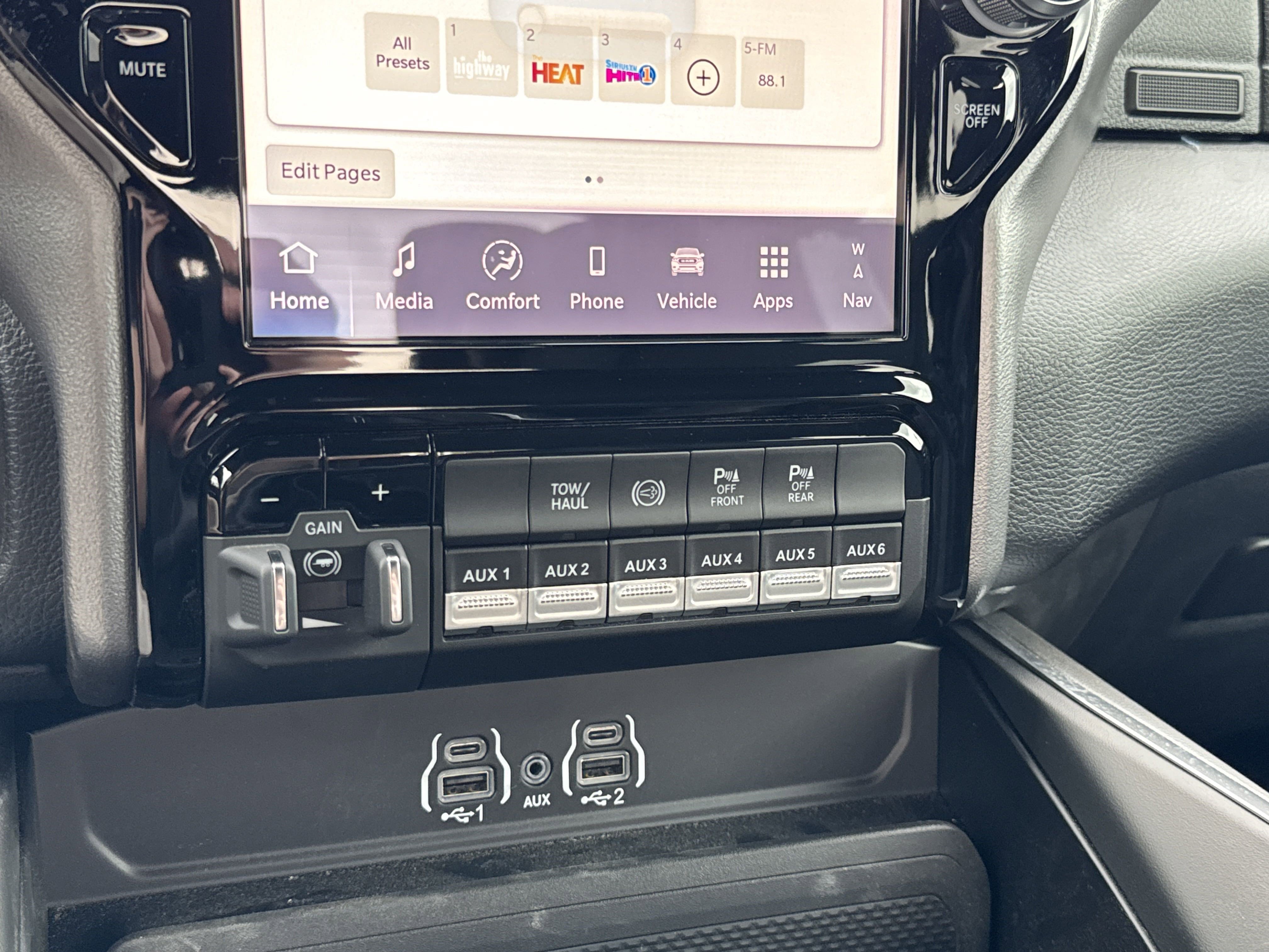 New 2025 RAM 2500 Big Horn image 26