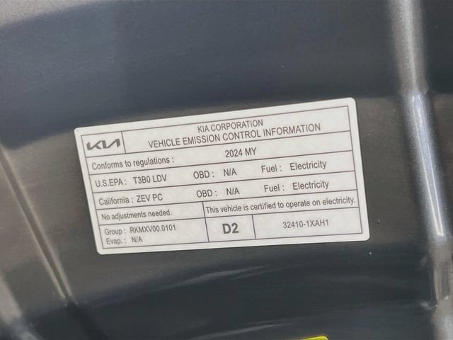 Certified 2024 Kia EV6 Light RWD image 34