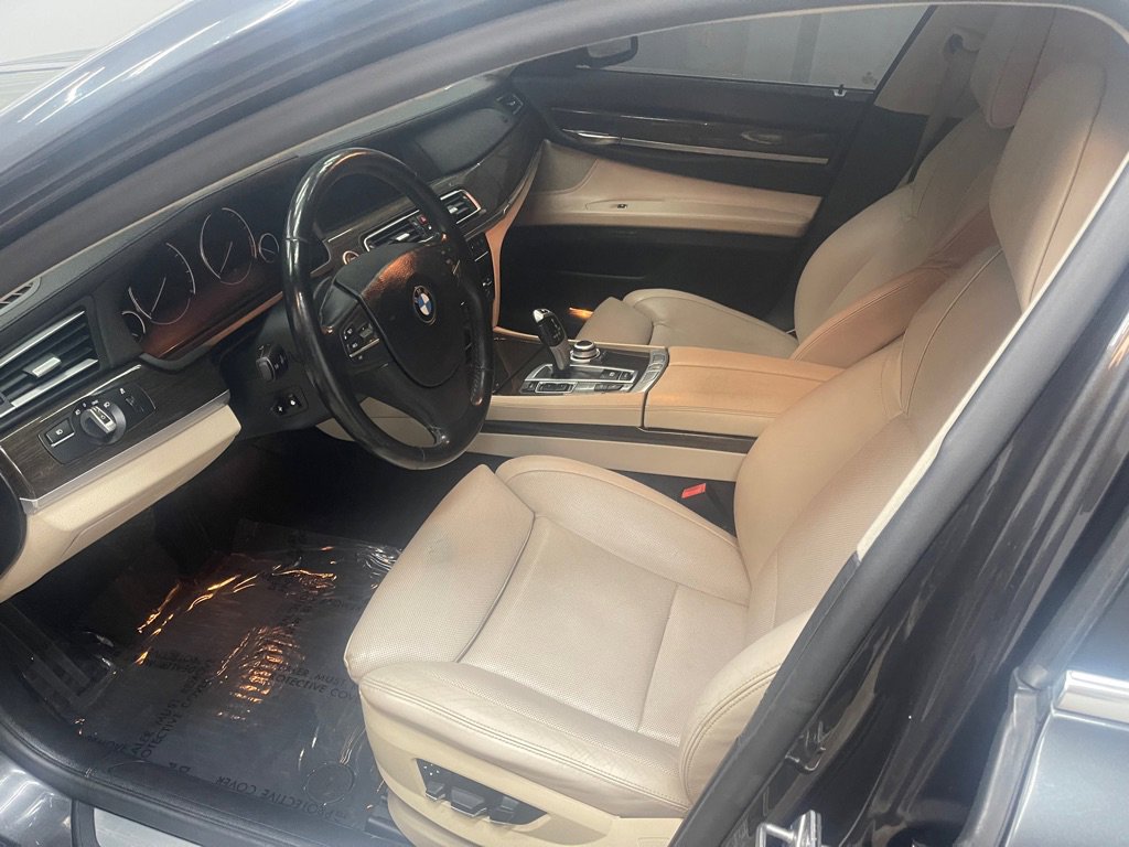 Used 2009 BMW 750Li image 15