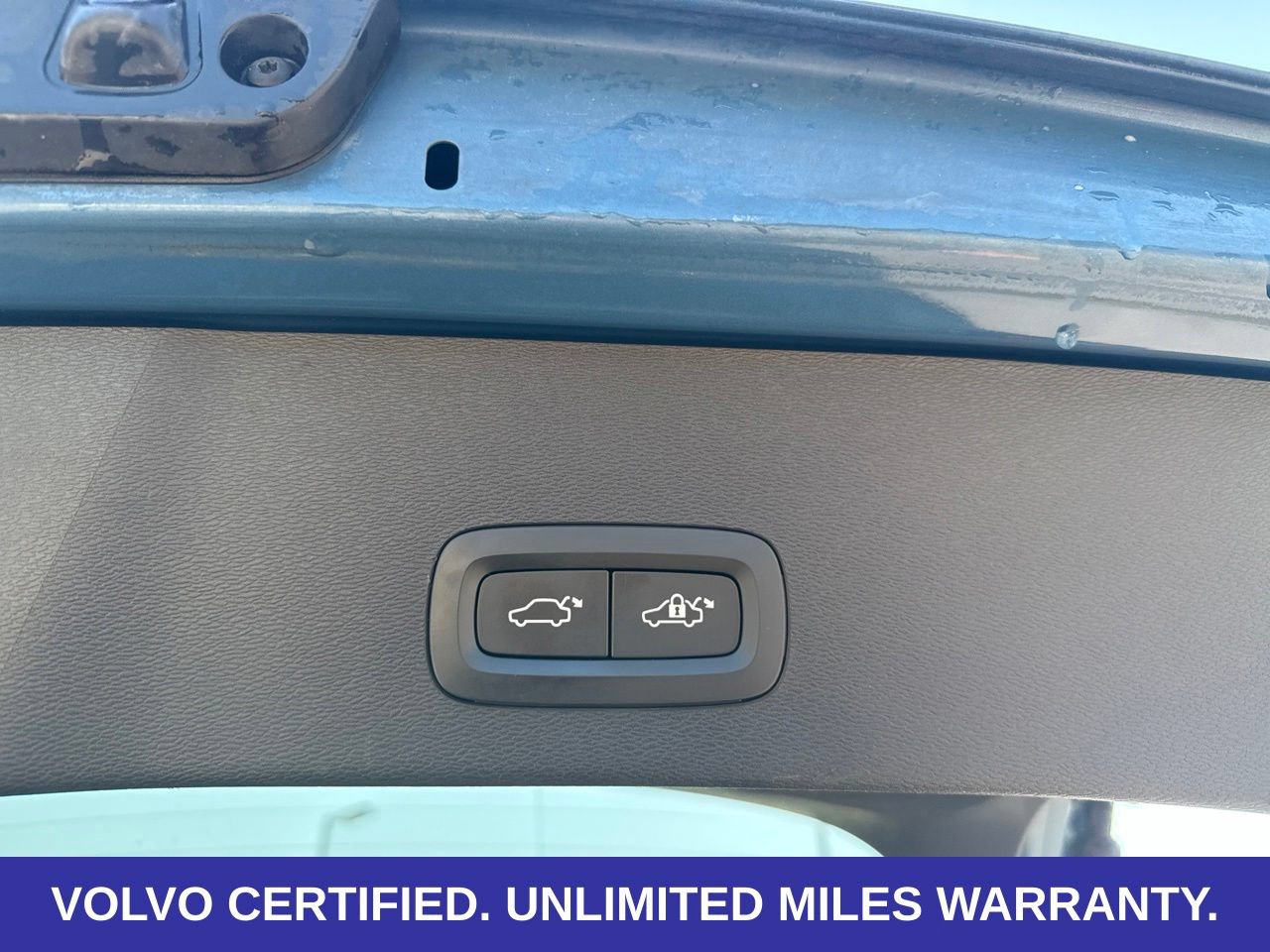 Certified 2023 Volvo C40 Recharge Core AWD/4WD image 11