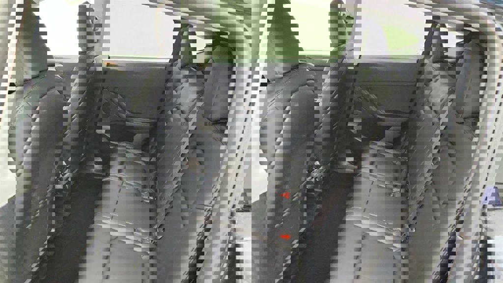 Used 2024 Tesla Model Y Long Range image 23