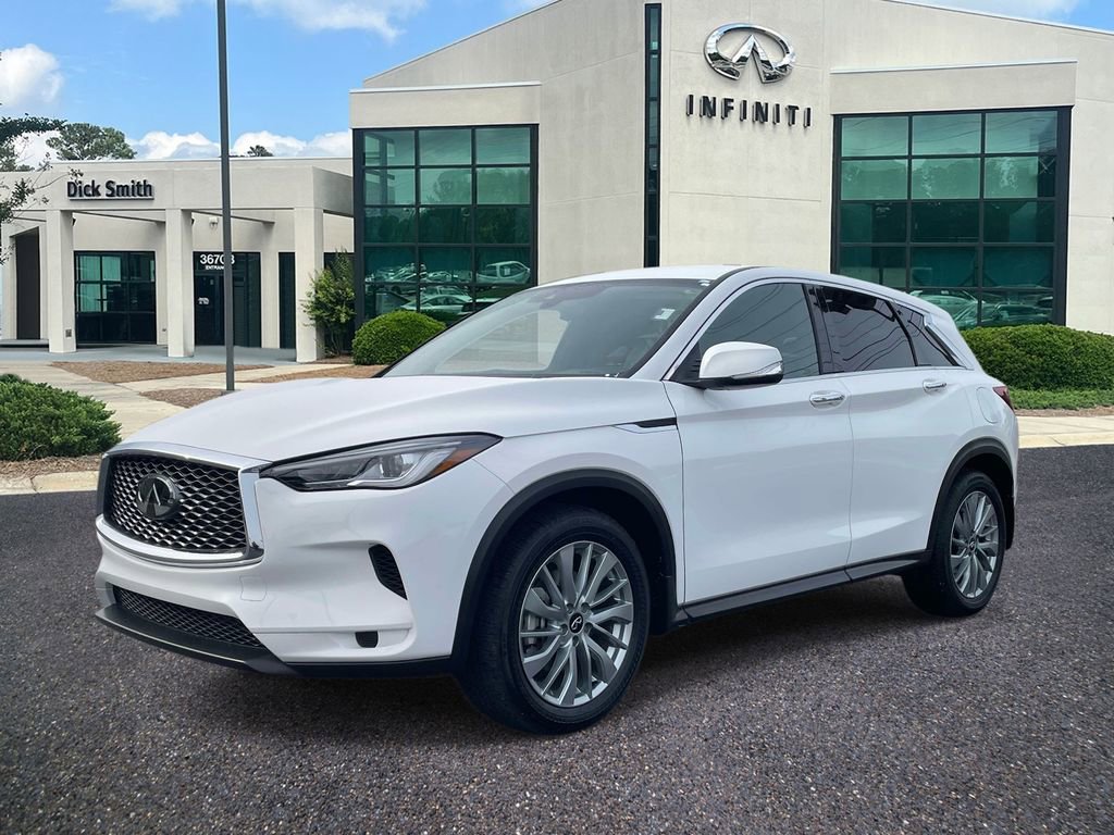 Used 2025 INFINITI QX50 Pure image 3