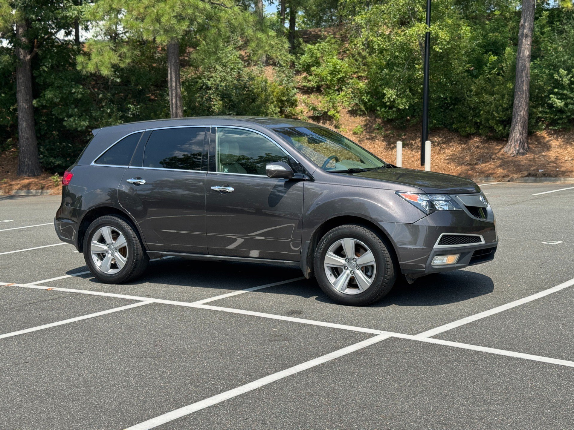 Used 2011 Acura MDX w/ Technology Package AWD/4WD image 15