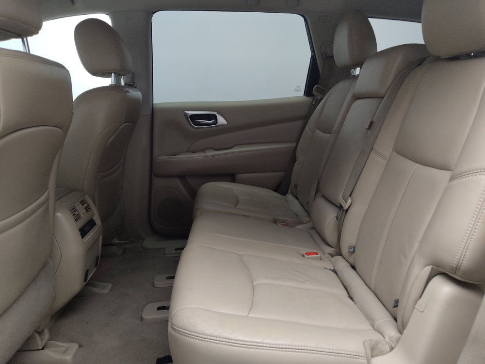 Used 2014 Nissan Pathfinder SL w/ SL Tech Package FWD image 18