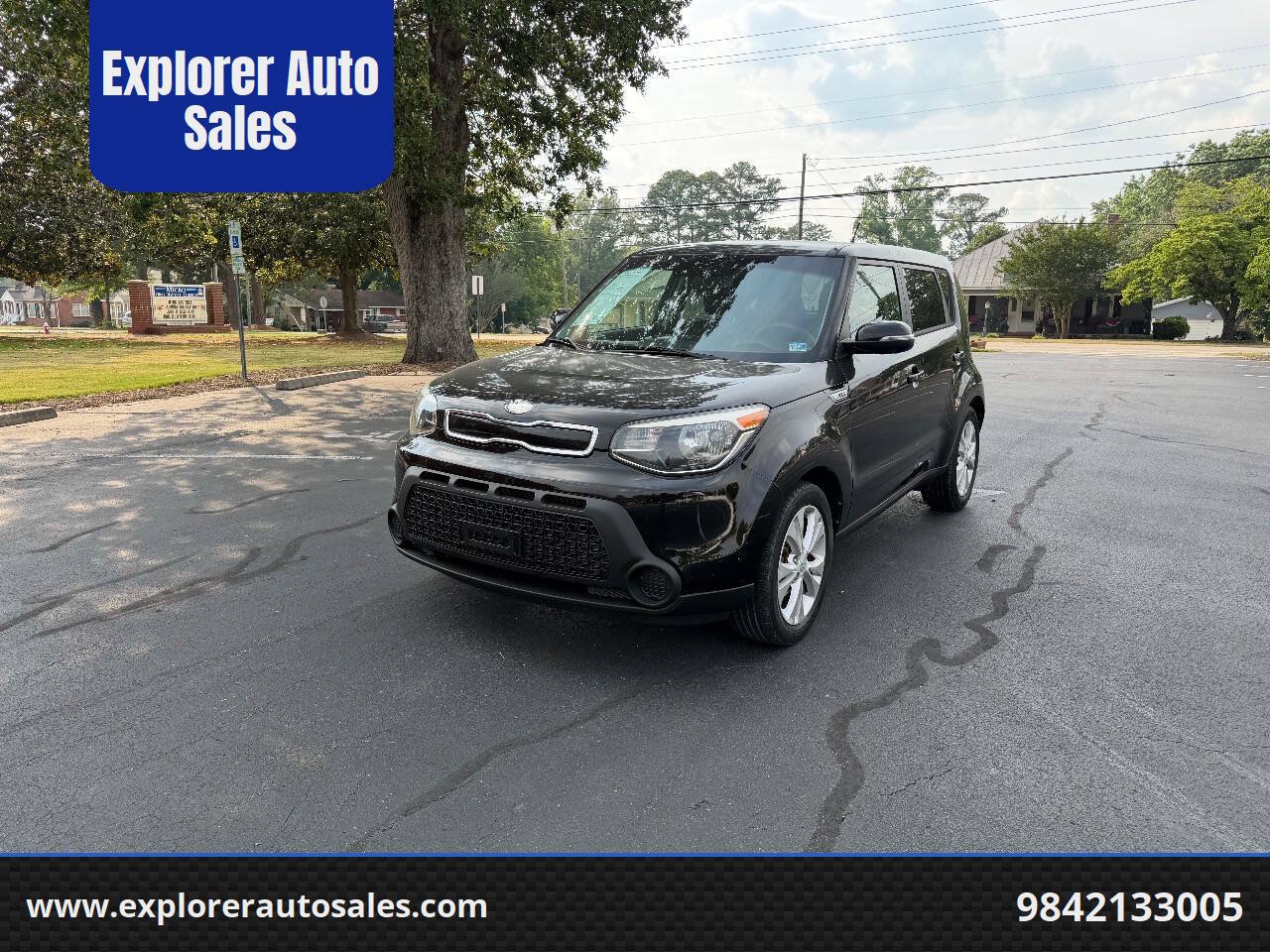 Used 2014 Kia Soul + FWD image 1