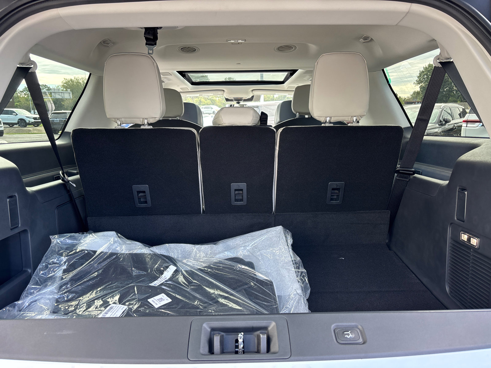 New 2025 Lincoln Navigator L Reserve image 9