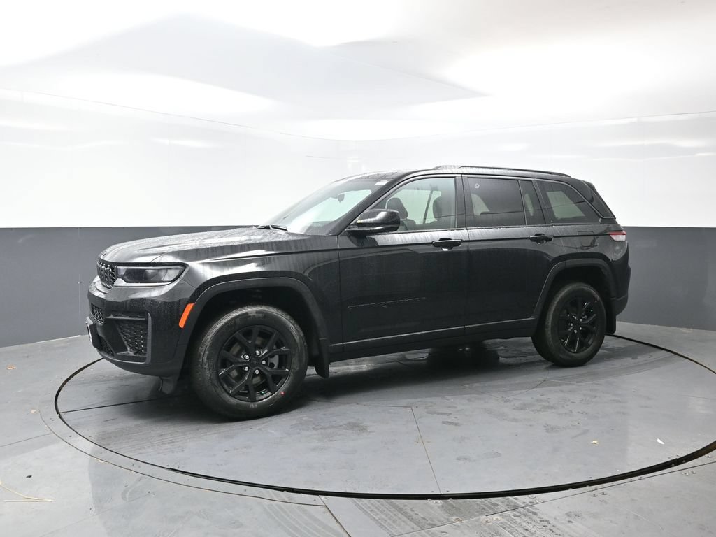 New 2026 Jeep Grand Cherokee Altitude AWD/4WD image 5