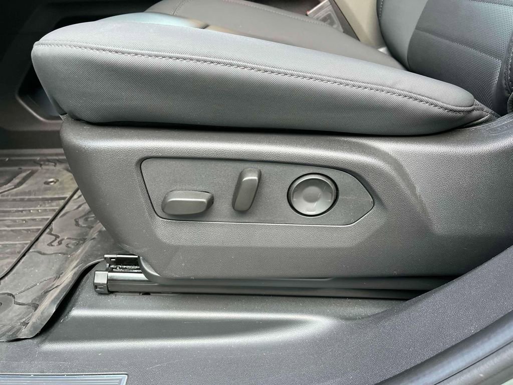 Used 2024 GMC Hummer EV 3X image 26