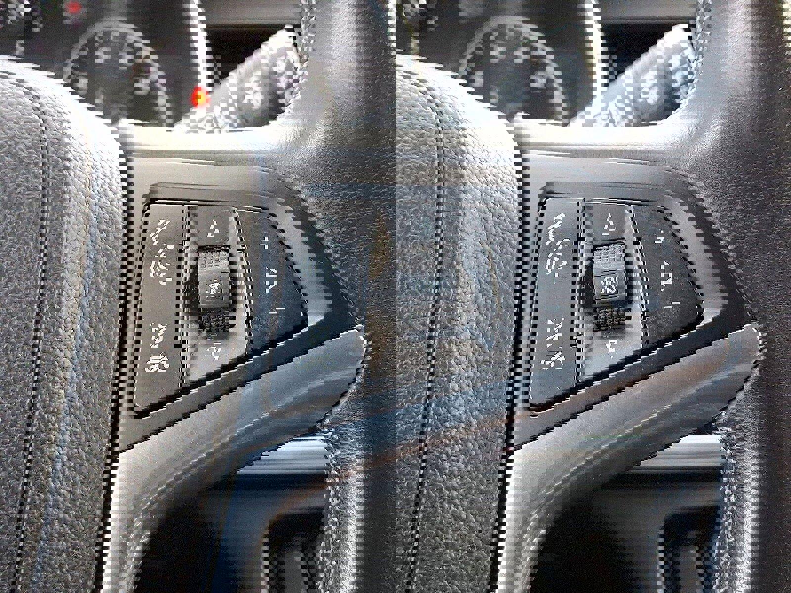 Certified 2022 Buick Encore Preferred w/ Safety Package image 18