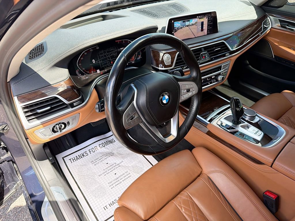 Used 2020 BMW 740i w/ Premium Package image 26