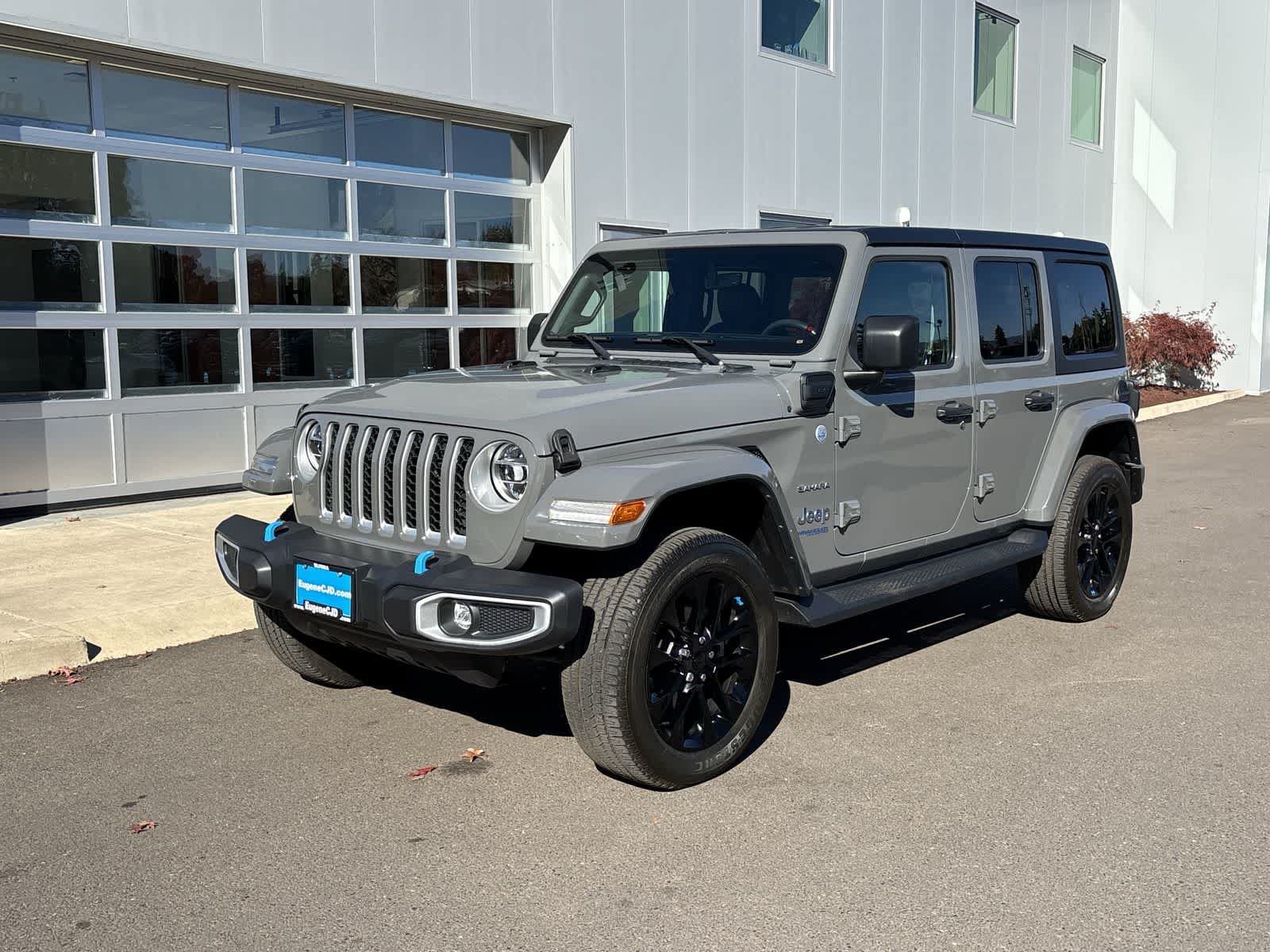 Certified 2022 Jeep Wrangler Unlimited Sahara AWD/4WD image 1