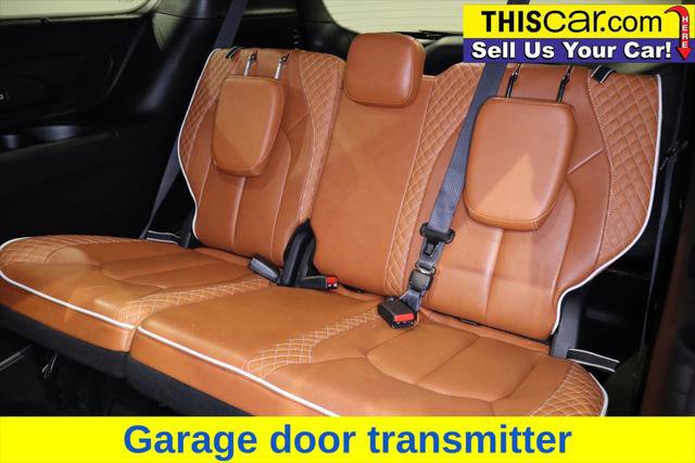 Used 2025 Chrysler Pacifica Pinnacle FWD image 30