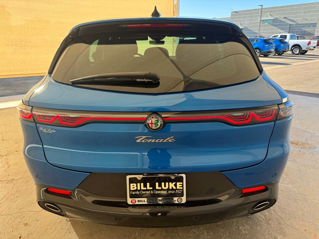 New 2024 Alfa Romeo Tonale Veloce image 5