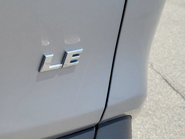Used 2025 Toyota RAV4 LE FWD image 7