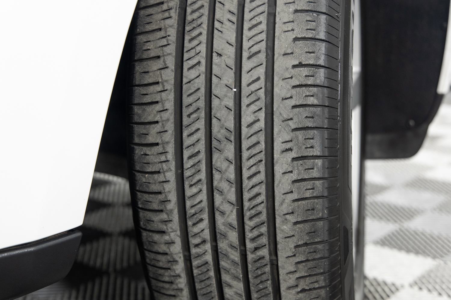 Used 2018 Porsche Macan Sport Edition image 44