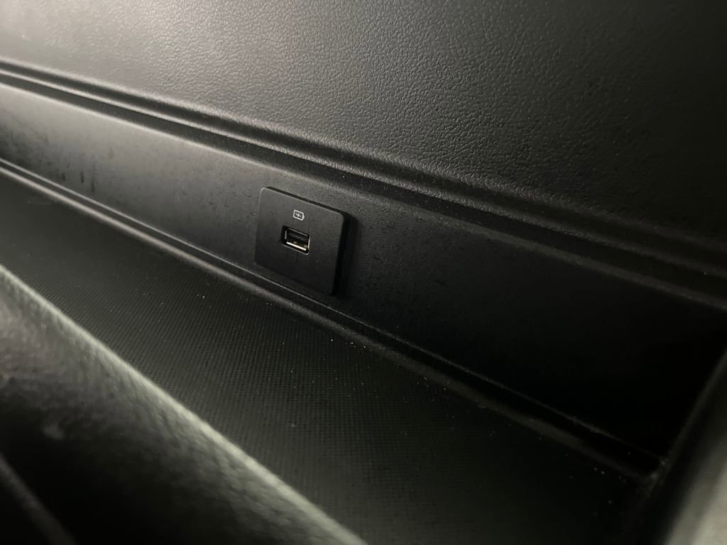 Used 2024 Ford Expedition Max XLT image 39