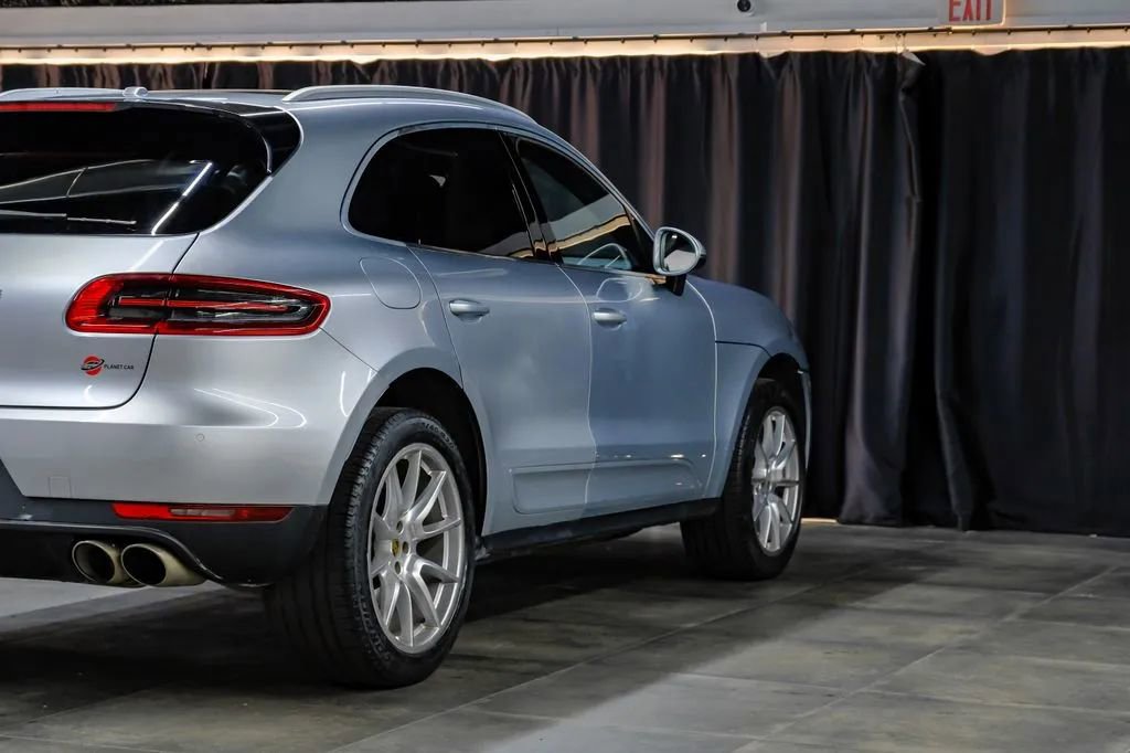 Used 2017 Porsche Macan S AWD/4WD image 13