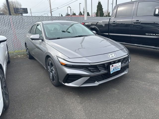 Certified 2024 Hyundai Elantra Limited image 2