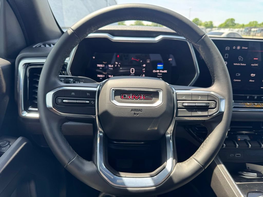 Used 2025 GMC Canyon Elevation AWD/4WD image 15