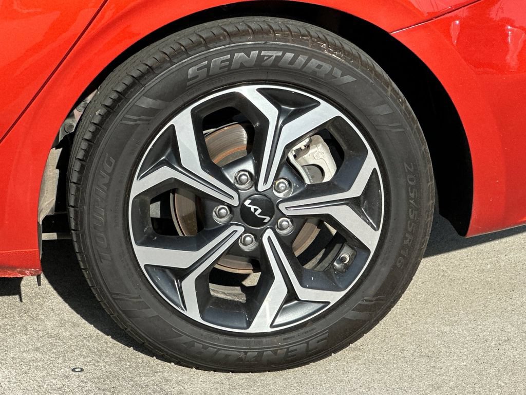 Used 2024 Kia Forte LXS FWD image 24