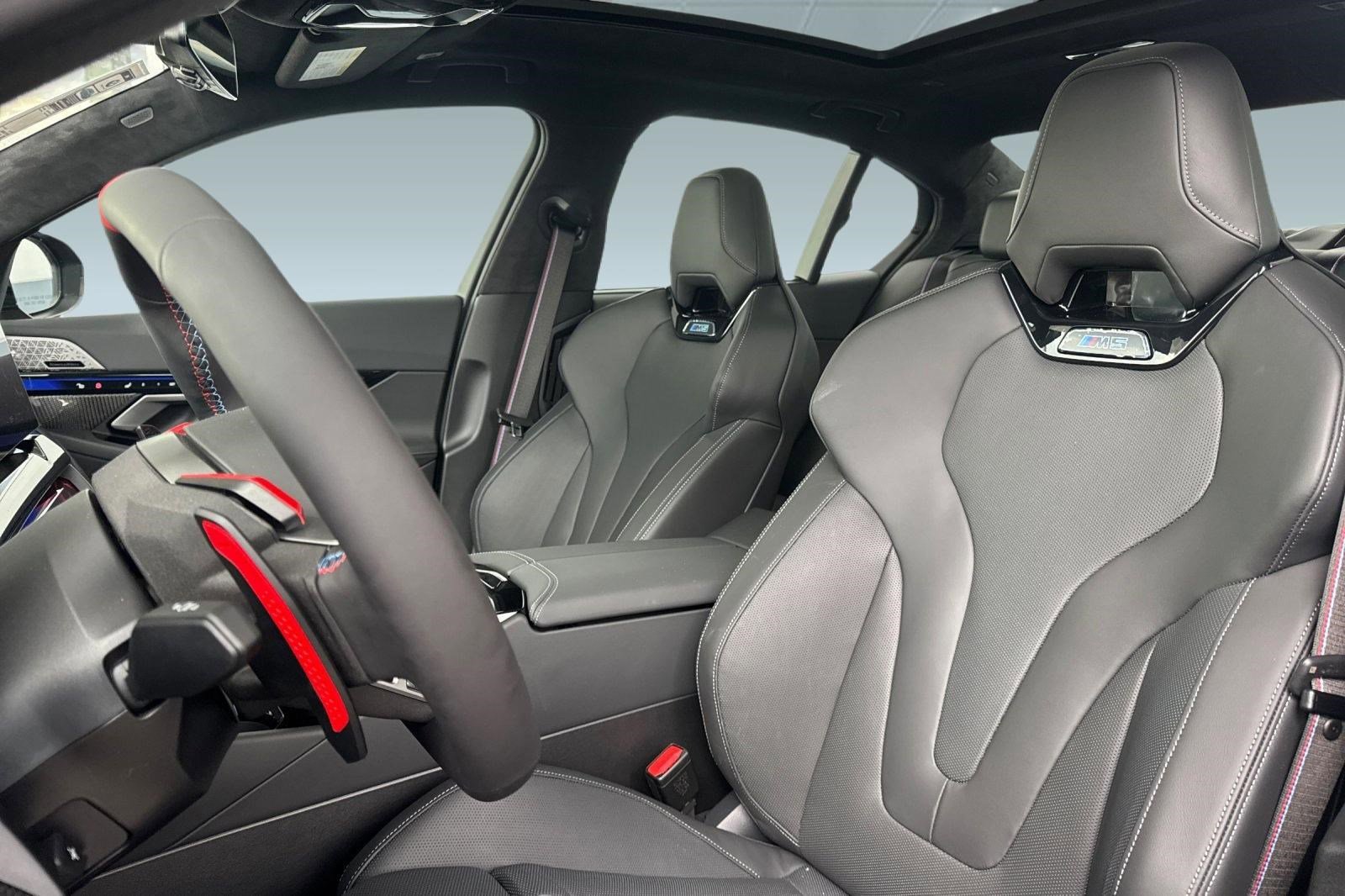 New 2026 BMW M5 w/ Executive Package image 5