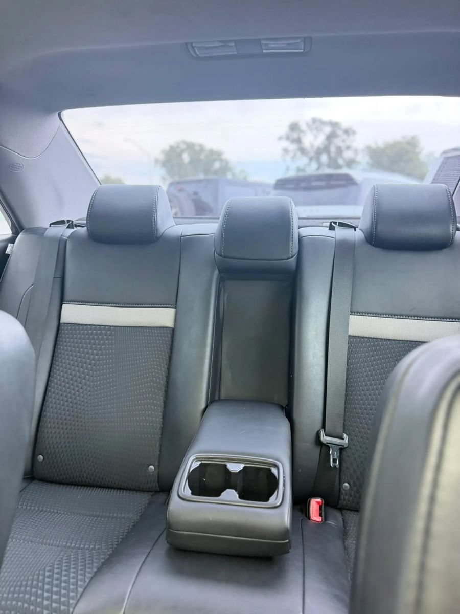 Used 2012 Toyota Camry SE FWD image 25