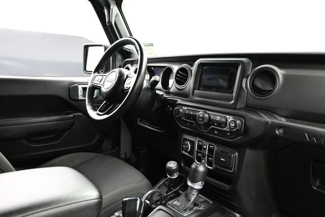Used 2022 Jeep Wrangler Unlimited Sport AWD/4WD image 13
