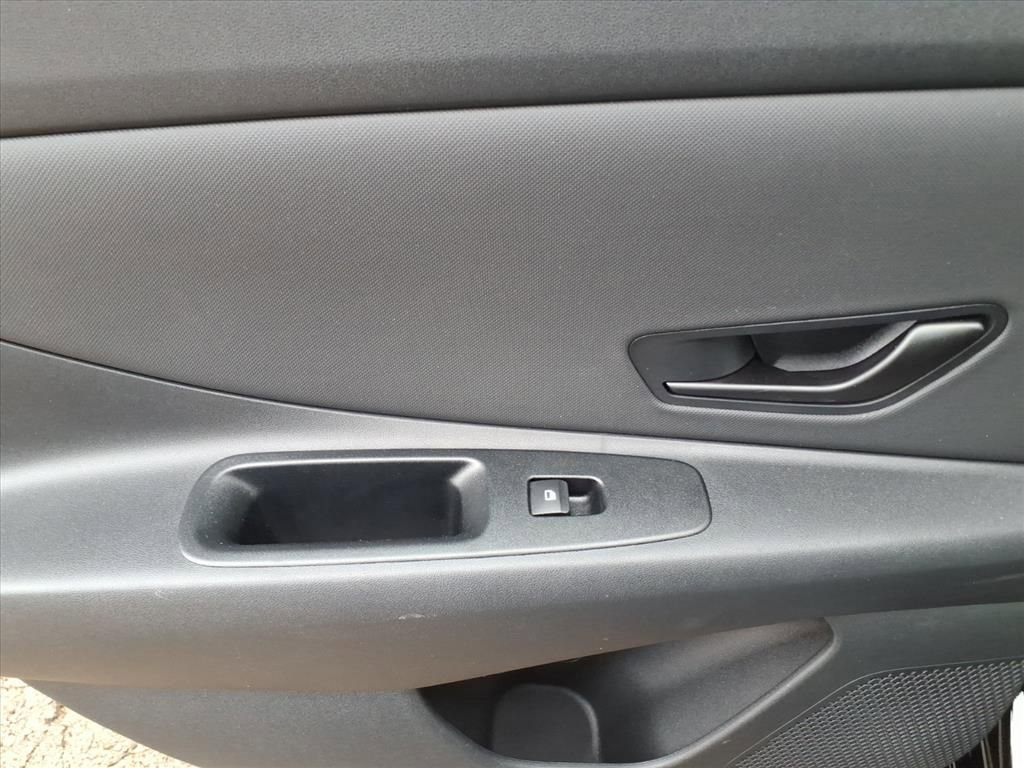 Used 2025 Hyundai Elantra N Line image 11