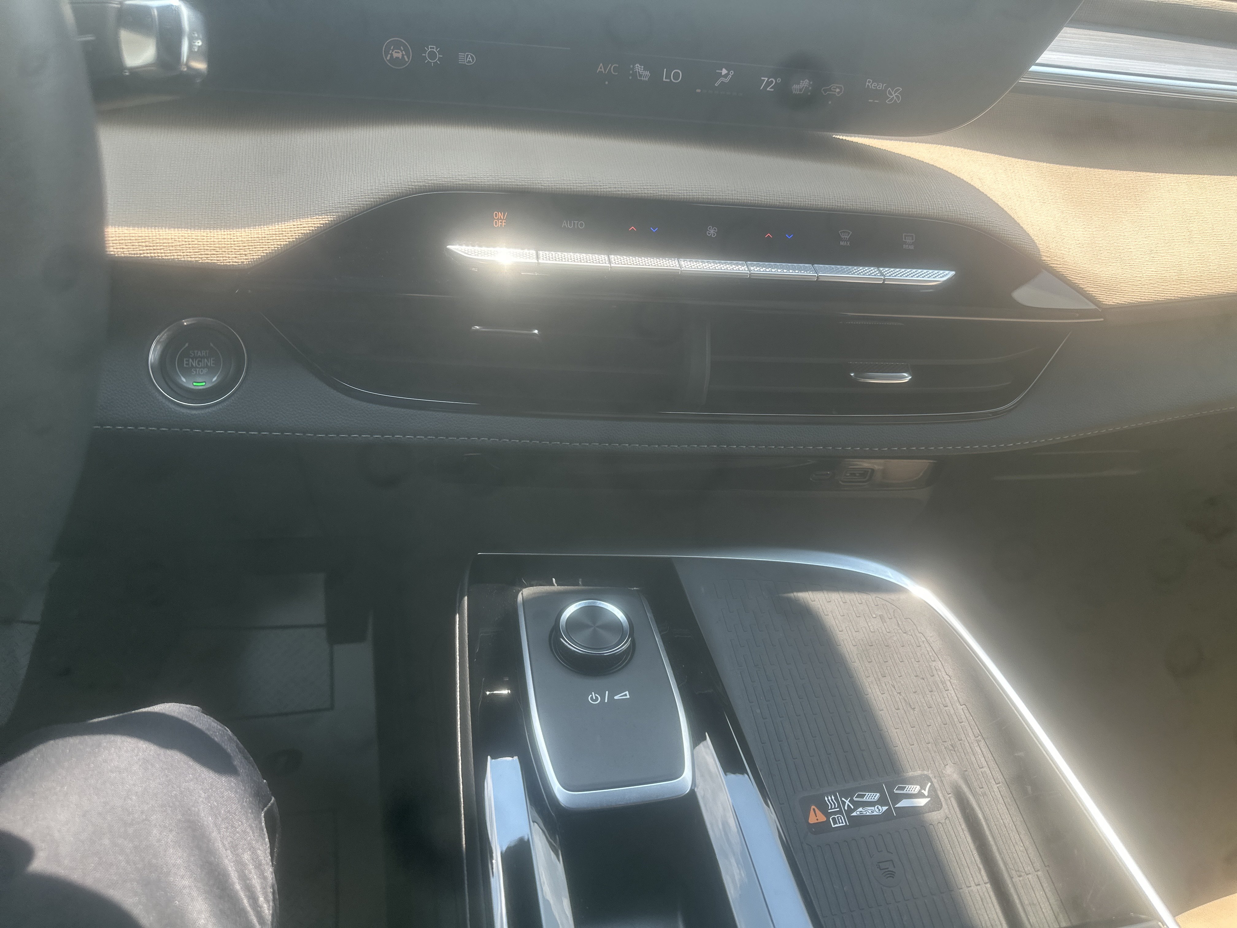 Used 2025 Buick Enclave Preferred w/ Power Package FWD image 21