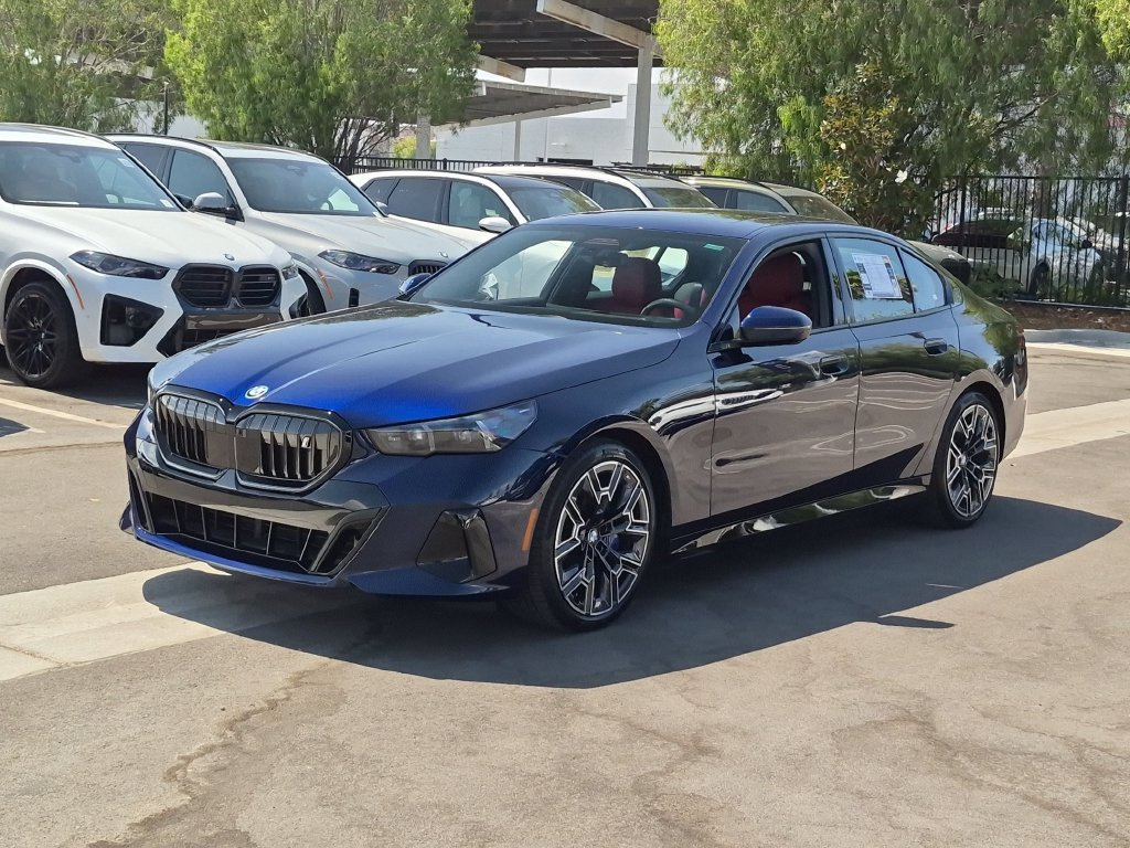 Certified 2026 BMW i5 eDrive40 w/ M Sport Package RWD image 2