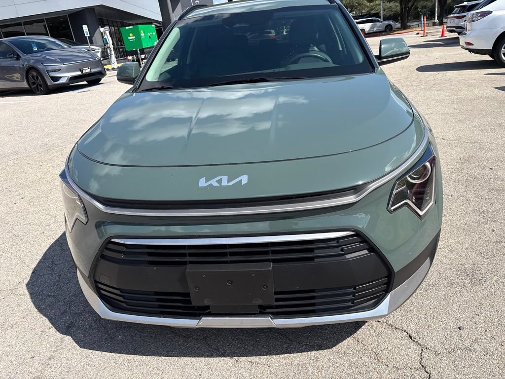 Used 2024 Kia Niro EX FWD image 8