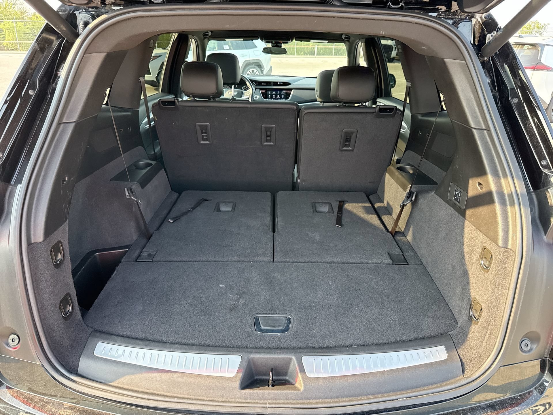 Used 2025 Cadillac XT6 Luxury FWD image 21
