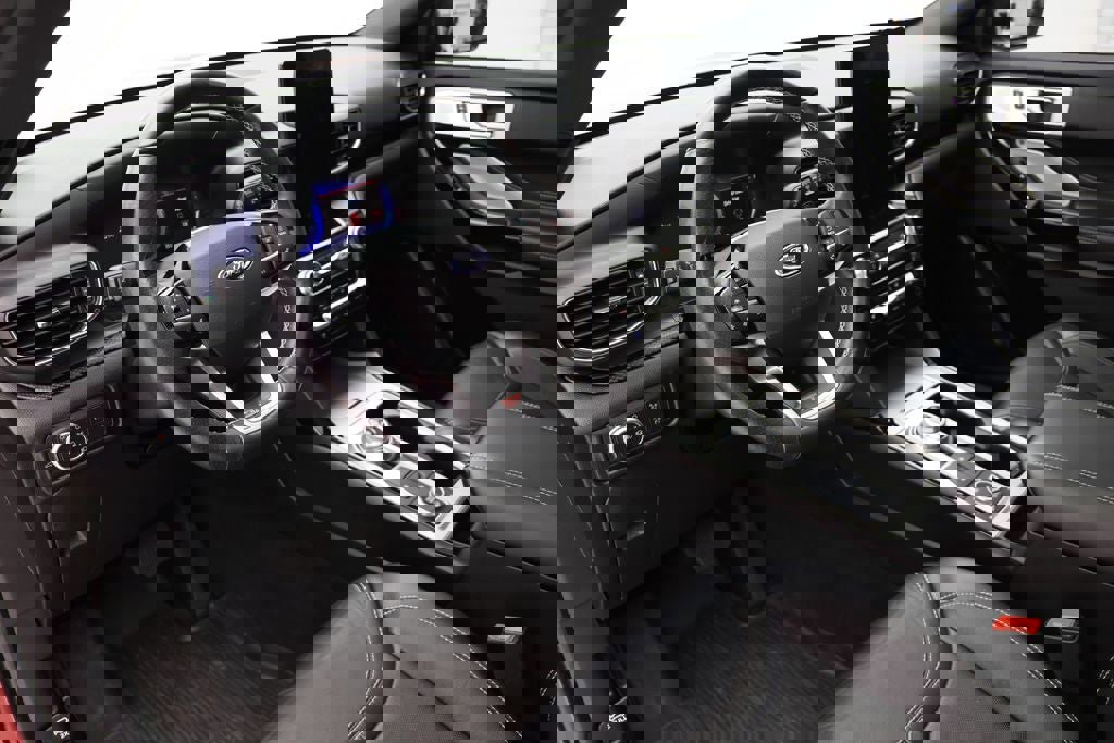 Used 2022 Ford Explorer ST w/ Equipment Group 401A image 16