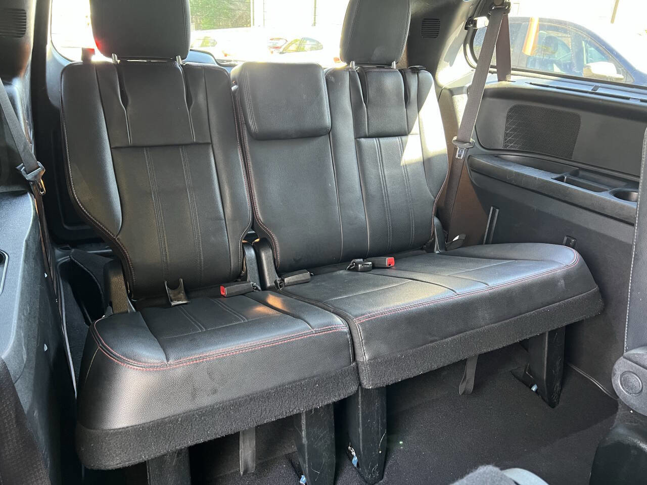 Used 2017 Dodge Grand Caravan GT image 15