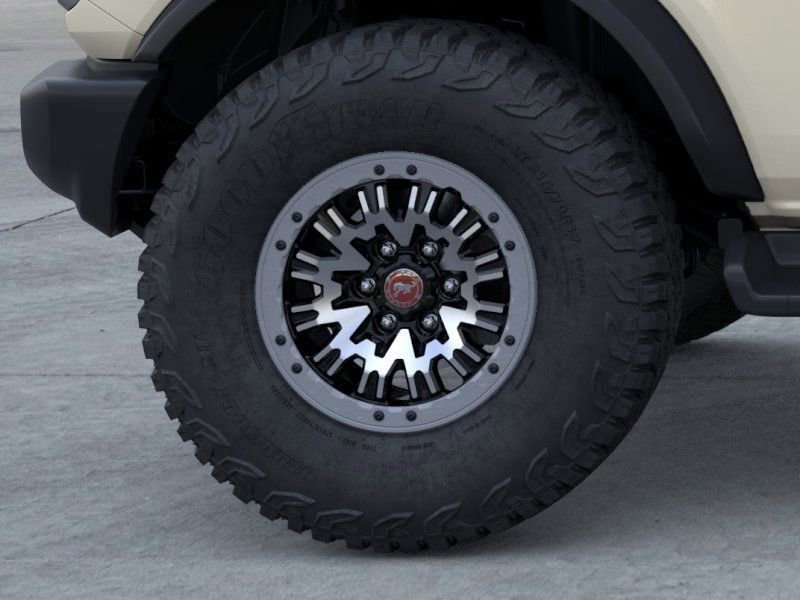 New 2026 Ford Bronco Outer Banks w/ Sasquatch Package image 21
