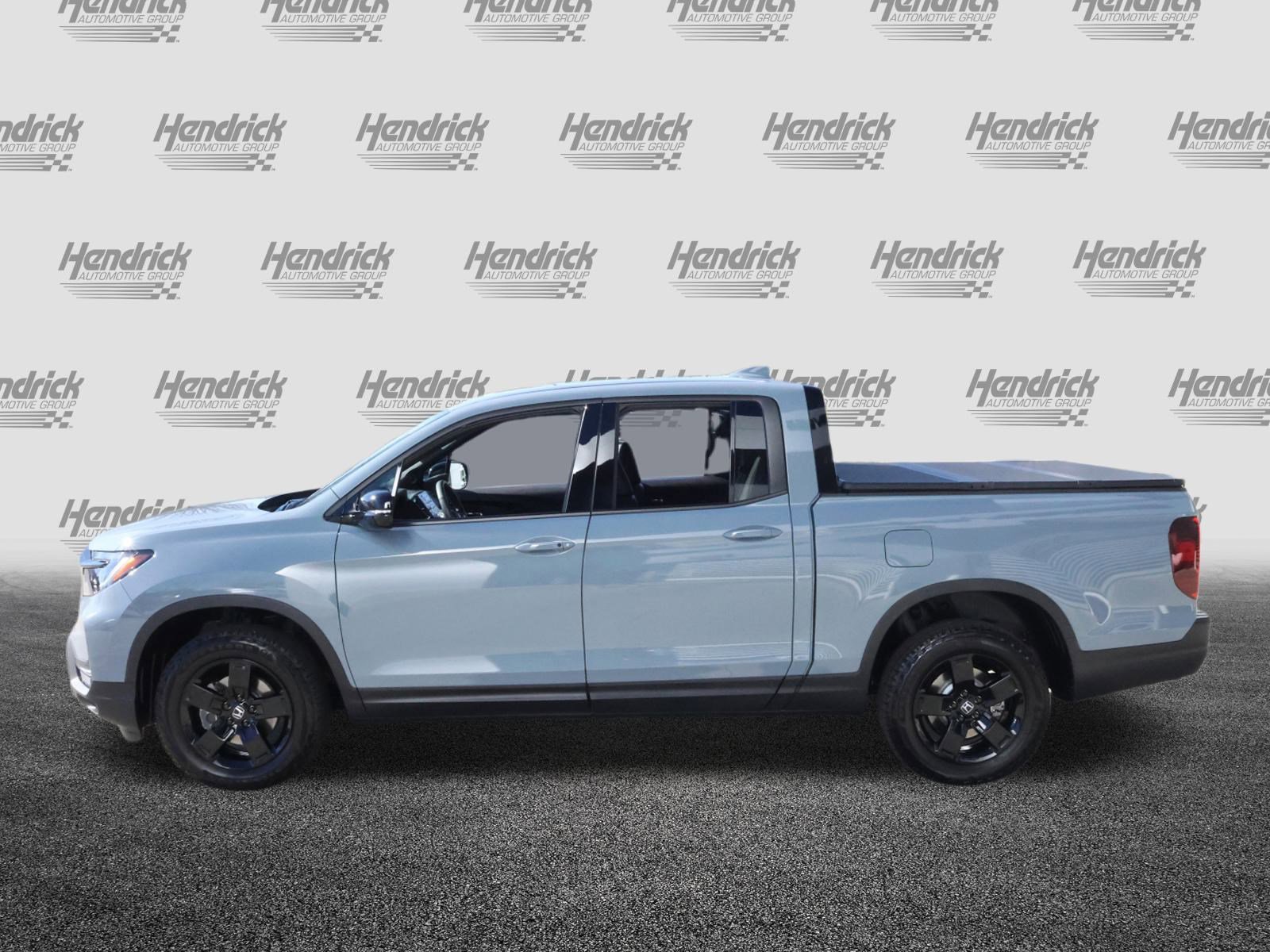 Used 2025 Honda Ridgeline Black Edition image 6