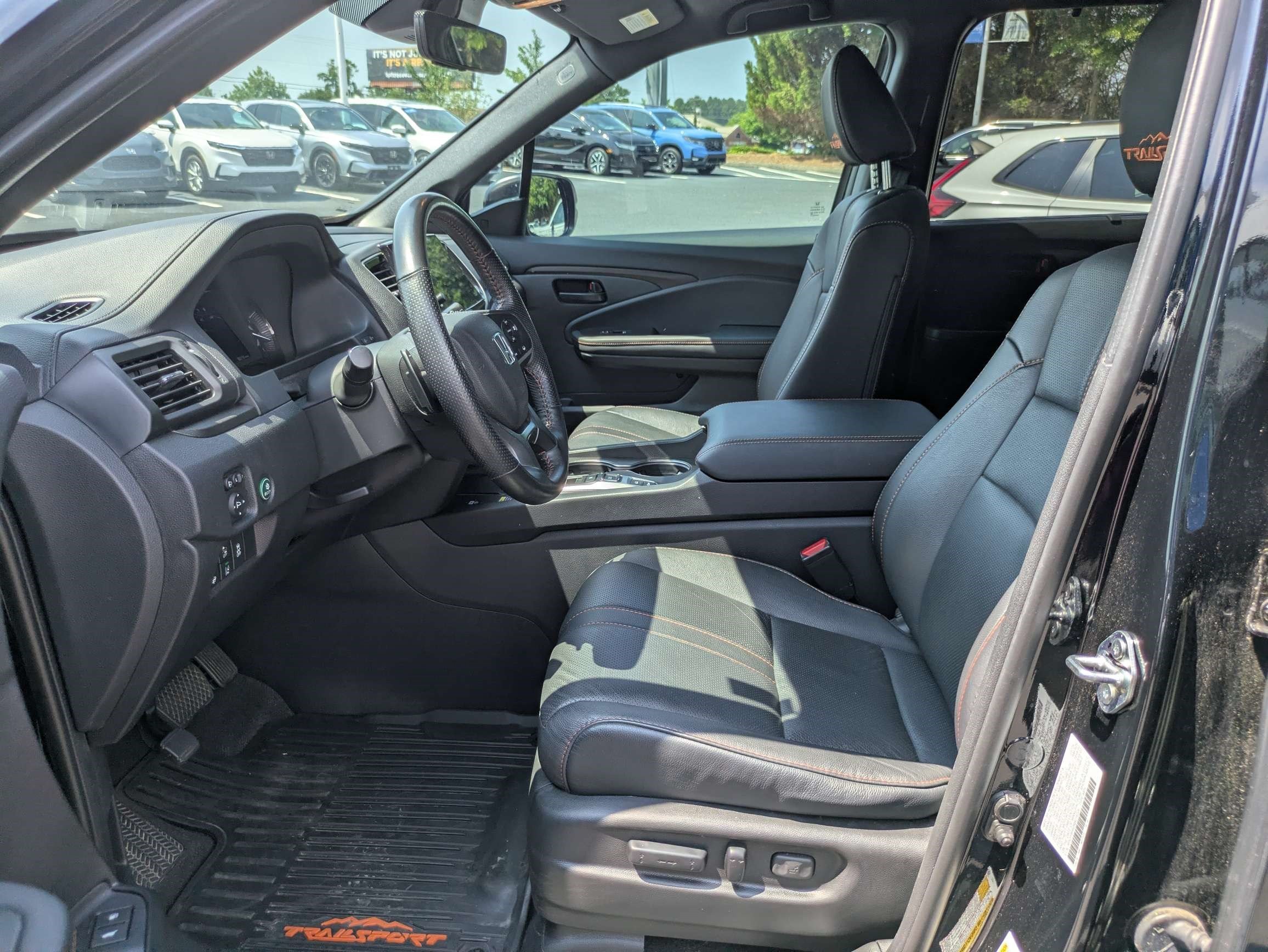 Certified 2024 Honda Passport TrailSport image 27