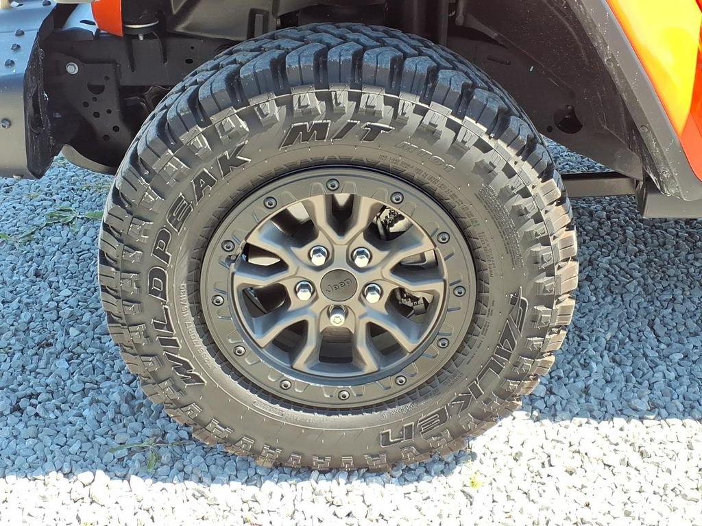 Used 2023 Jeep Wrangler Unlimited Rubicon 392 w/ Trailer Tow Package AWD/4WD image 16